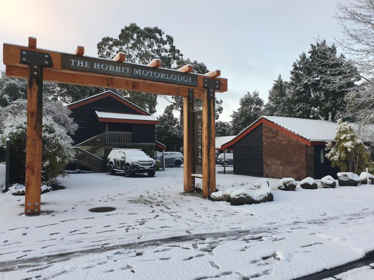 The Hobbit Motorlodge Ohakune Bagian luar foto
