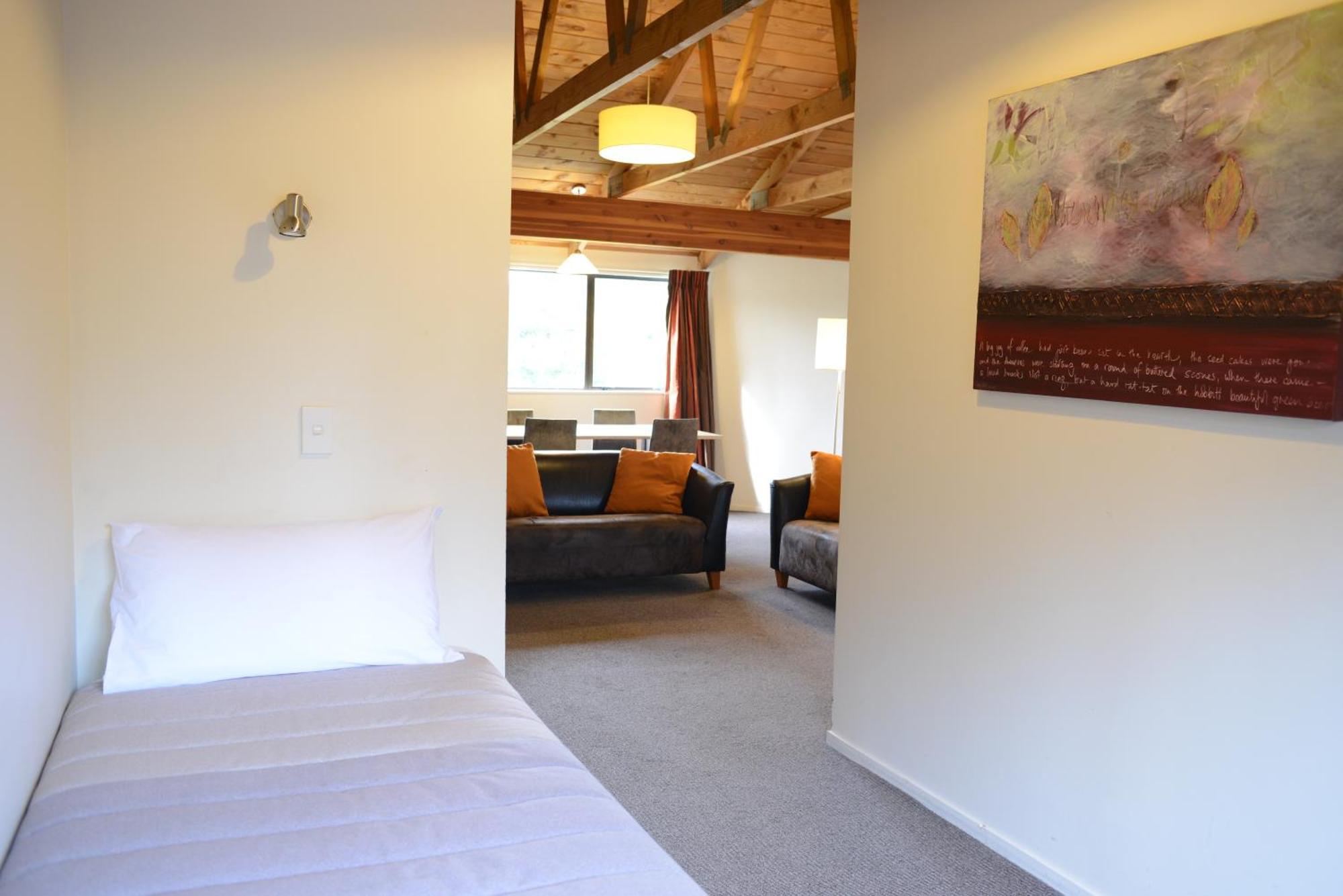The Hobbit Motorlodge Ohakune Bagian luar foto